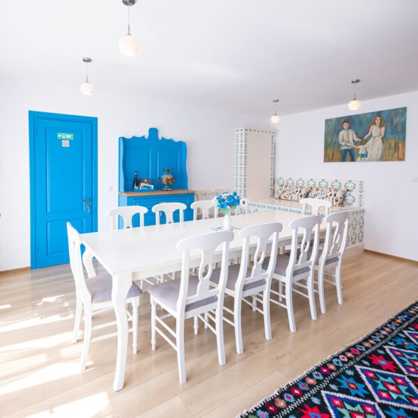 Casa-Filip-6-1-600x600