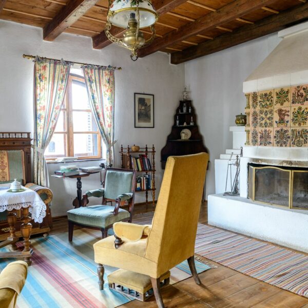 count-kalnokys-guesthouse-21-1-600x600