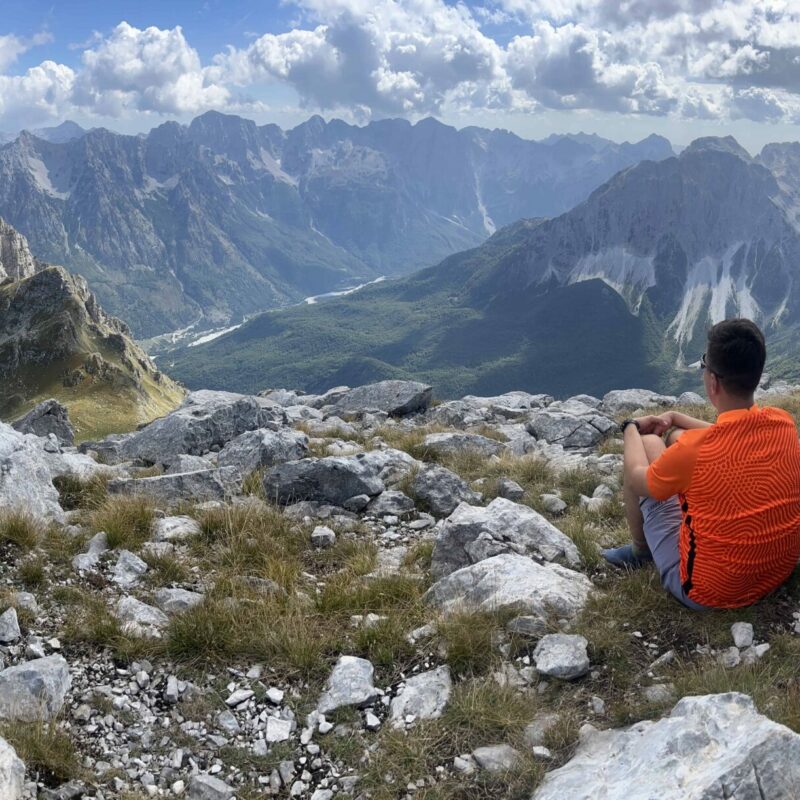 Rosni-Peak-summit