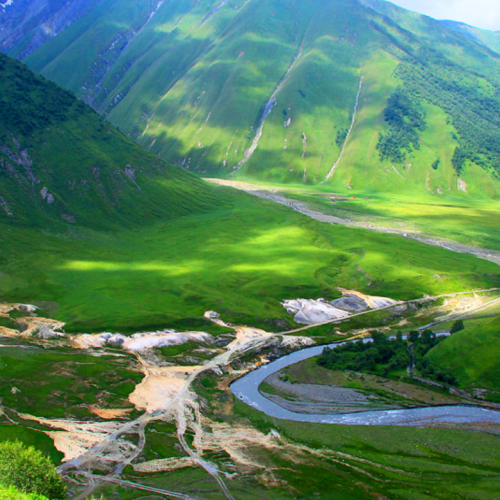 Jeep-Tour-to-Kazbegi-Truso-Gorge2-e1687093845835 Jeep-Tour-to-Kazbegi-Truso-Gorge2-e1687093845835