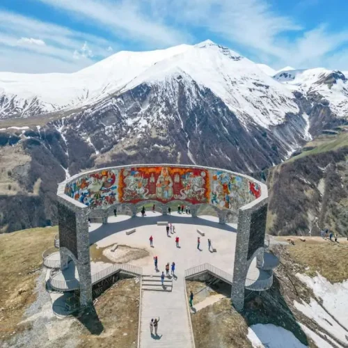 vriendschapsmonument-768x1024