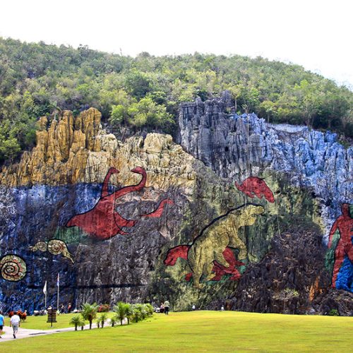 Vinales-Mural-de-la-Prehistoria Vinales-Mural-de-la-Prehistoria