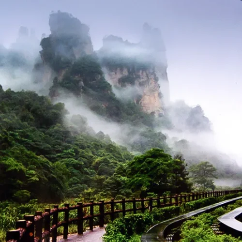 10-mile-gallery-zhangjiajie_orig
