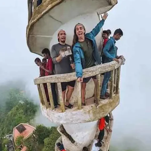 Ambuluwawa-tower-kandy-Sri-Lanka