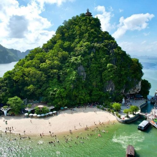 beach-in-titop-island beach-in-titop-island