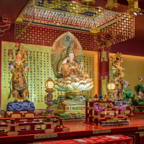interior-buddha-tooth-relic-temple-most-famous-buddhist-chinatown-singapore-54849552