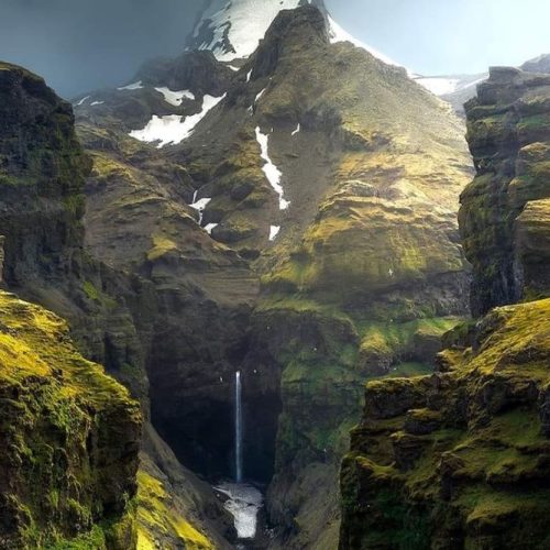 3.-Mulagljufur-Canyon-Iceland-Mulafoss-waterfall-Fjallsarlon