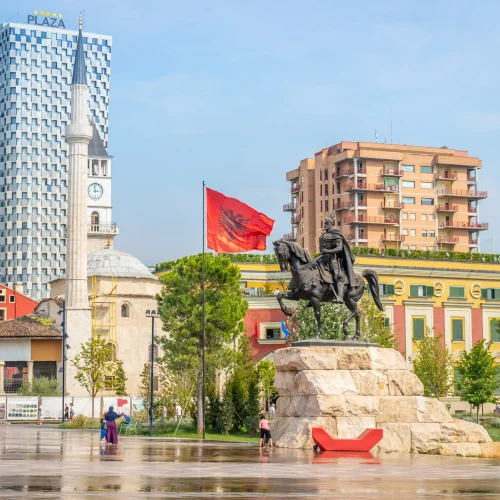 Skanderbeg-square