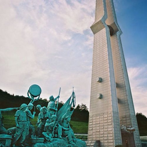 De Gwangju Massacre Memorial outside Gwangju, of university student protectors, gunned down by de Korean army n police, between May 18 n May 21, 1980, in South Korea De Gwangju Massacre Memorial outside Gwangju, of university student protectors, gunned down by de Korean army n police, between May 18 n May 21, 1980, in South Korea