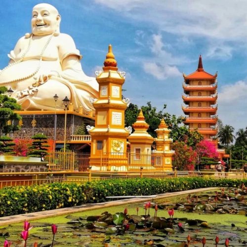 Vinh-Trang-Pagoda-An-attraction-to-visit-in-Tien-Giang Vinh-Trang-Pagoda-An-attraction-to-visit-in-Tien-Giang