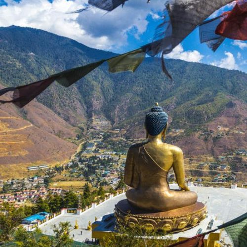 Golden Buddha statue in Bhutan Great Buddha Dordenma is a gigantic Shakyamuni Buddha statue in the mountains of Bhutan , near Thimphu, the capital